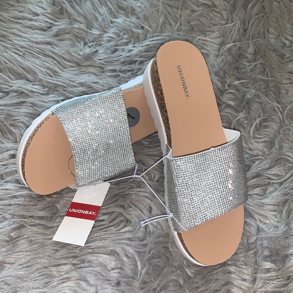 Platform Bling Sandals!